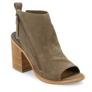 Dolce vita Pierce  Nuetral suede open toe booties